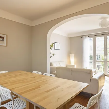 Grand Logement 3 Chambres Hyper Centre *